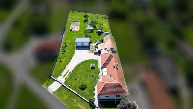 Eladó családi ház, Zalacsányon 85 M Ft, 4 szobás
