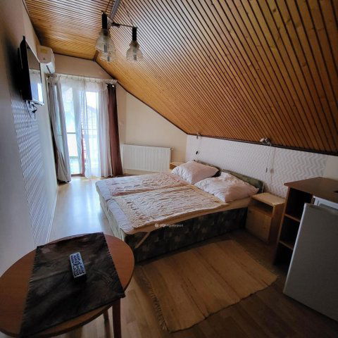 Eladó nyaraló, Hajdúszoboszlón 149 M Ft, 8 szobás