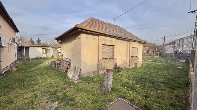 Eladó családi ház, Dunakeszin 47.9 M Ft, 2 szobás