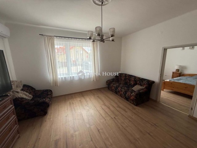 Eladó családi ház, Mosonmagyaróváron 55.99 M Ft, 2 szobás