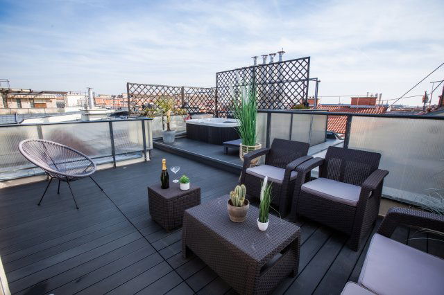 Kiadó téglalakás, albérlet, VI. kerületben, Vörösmarty utcában