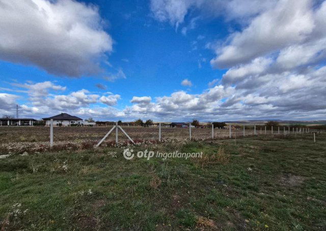 Eladó telek, Bicskén 61 M Ft / költözzbe.hu