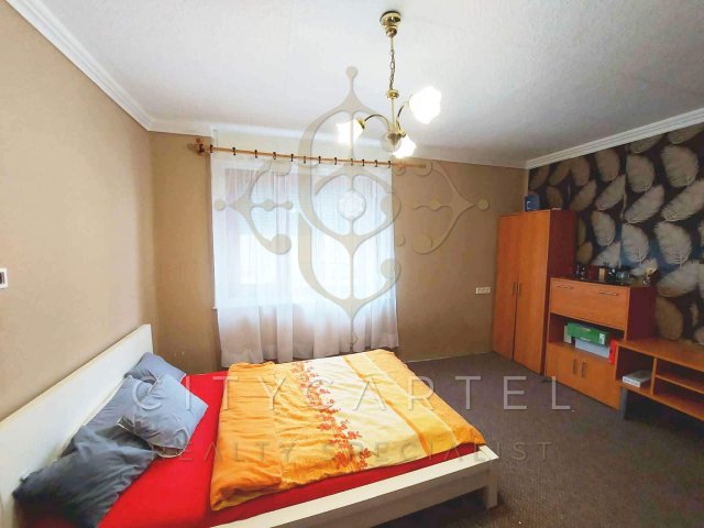 Eladó családi ház, Dunapatajon 34 M Ft, 4 szobás