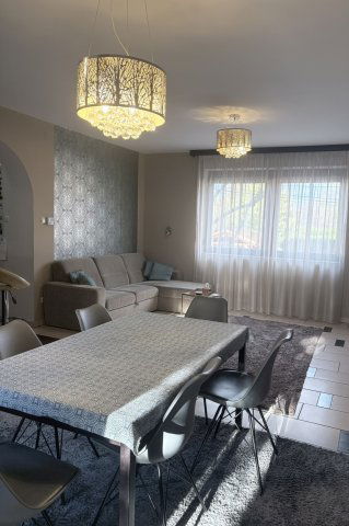 Eladó ikerház, Budapesten, XVI. kerületben 198 M Ft, 6 szobás