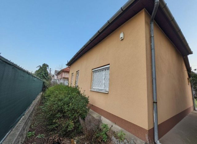 Eladó családi ház, Budapesten, XVI. kerületben 88.9 M Ft