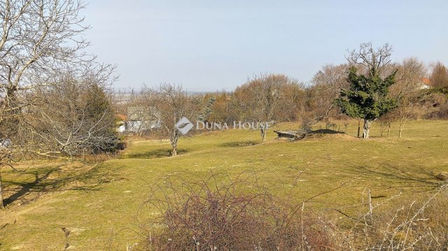 Eladó telek, Lábatlanon 38.9 M Ft / költözzbe.hu
