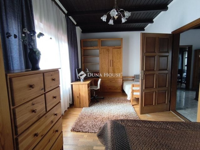 Eladó családi ház, Budapesten, XX. kerületben 175 M Ft