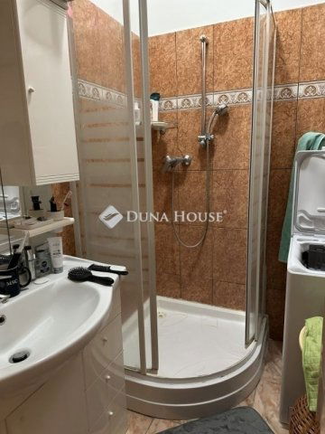 Eladó téglalakás, Szegeden 72.9 M Ft, 3 szobás