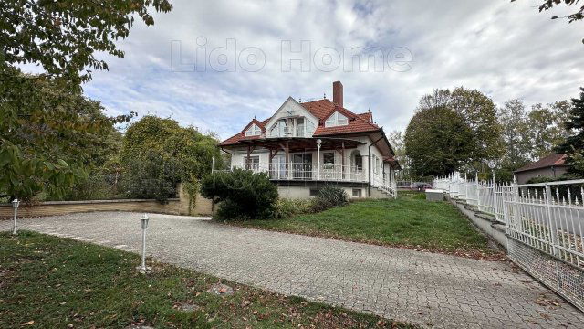 Eladó családi ház, Balatongyörökön 199 M Ft, 16 szobás