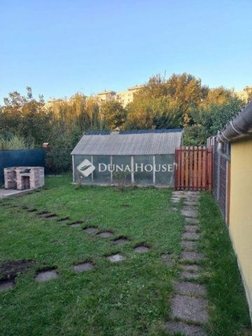 Eladó családi ház, Székesfehérvárott 79.5 M Ft, 4 szobás