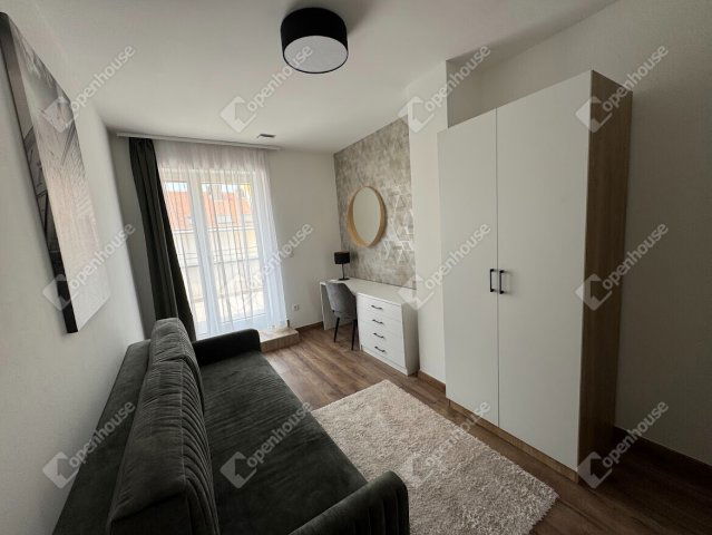 Kiadó téglalakás, albérlet, Székesfehérvárott 550 E Ft / hó