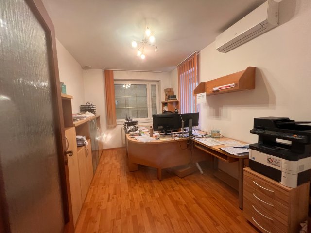 Kiadó iroda, Kistarcsán 140 E Ft / hó, 3 szobás