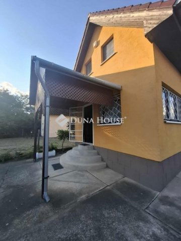 Eladó családi ház, Tóalmáson 29 M Ft, 3+2 szobás