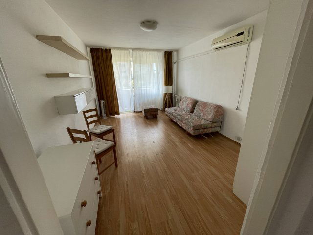 Kiadó panellakás, albérlet, Budapesten, III. kerületben