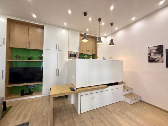 Eladó téglalakás, V. kerületben, Bihari János utcában