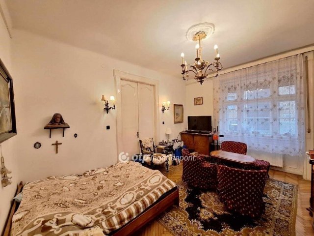 Eladó téglalakás, Budapesten, I. kerületben 135 M Ft, 2+1 szobás