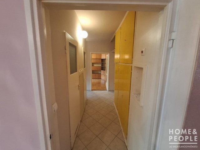 Eladó téglalakás, Szegeden 51.55 M Ft, 2 szobás