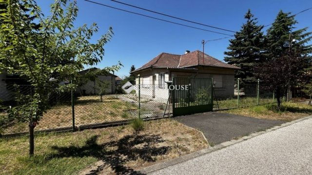 Eladó családi ház, Budapesten, XVII. kerületben 79.9 M Ft