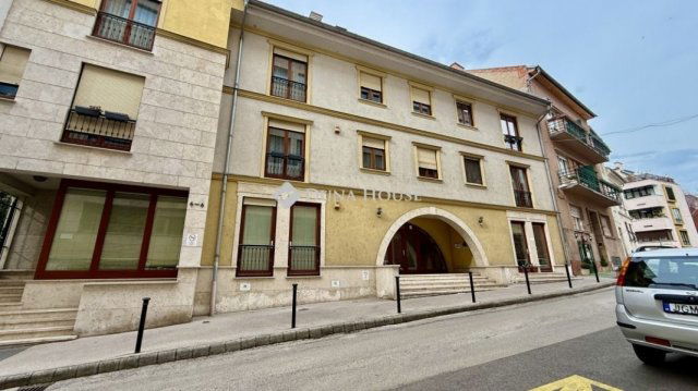 Eladó téglalakás, Budapesten, I. kerületben 159 M Ft, 3 szobás