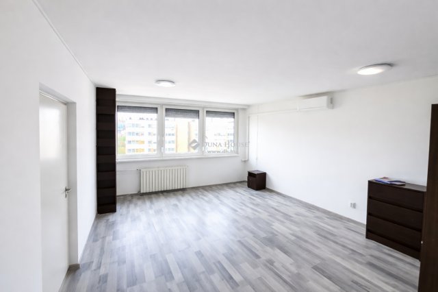 Eladó panellakás, Budapesten, IV. kerületben, Pozsonyi utcában