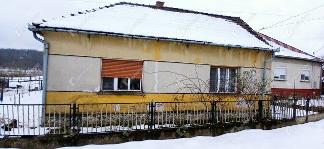 Eladó családi ház, Gutorföldén 14.9 M Ft, 2 szobás