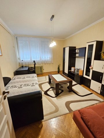 Kiadó téglalakás, albérlet, Debrecenben 220 E Ft / hó, 2 szobás