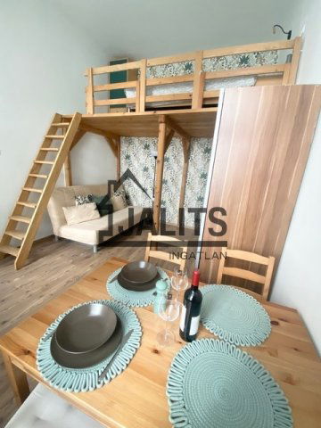 Kiadó téglalakás, albérlet, VI. kerületben, Rózsa utcában
