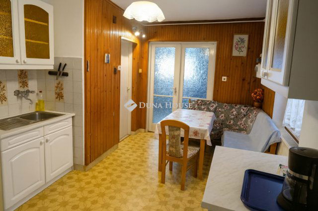 Eladó családi ház, Kecskeméten 69.9 M Ft, 3 szobás