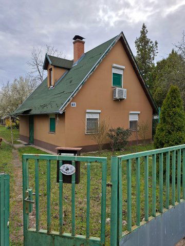 Eladó nyaraló, Szalkszentmártonon 19.6 M Ft, 1+2 szobás