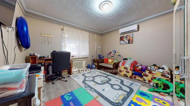 Eladó családi ház, Szikszón 37.9 M Ft, 2 szobás