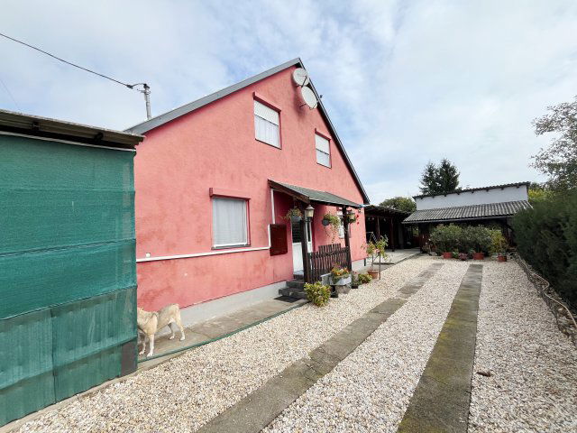 Eladó családi ház, Szombathelyen 65 M Ft, 3+1 szobás