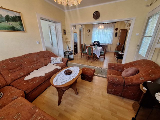 Eladó családi ház, Igalon 35.99 M Ft, 3 szobás