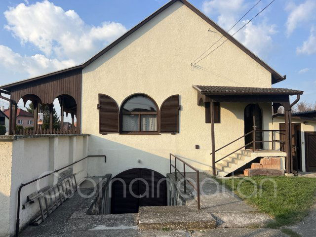 Eladó családi ház, Kimlén 49 M Ft, 5 szobás