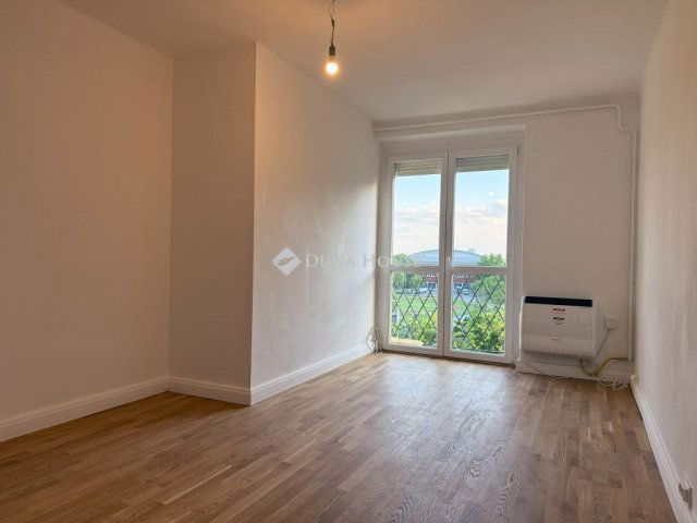 Eladó téglalakás, Budapesten, XIV. kerületben 75 M Ft, 2 szobás