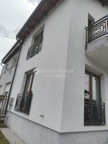 Eladó ikerház, Budapesten, XV. kerületben 109 M Ft, 3 szobás