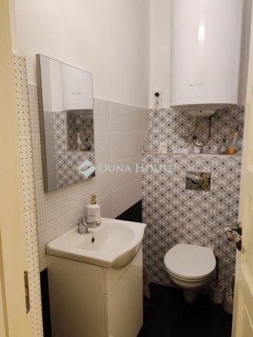 Eladó családi ház, Erdőkertesen 131 M Ft, 4+2 szobás