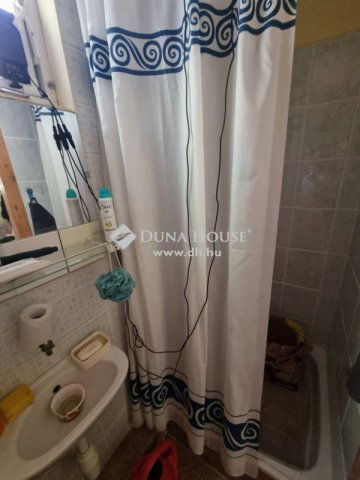 Eladó családi ház, Dabason 11.5 M Ft, 2 szobás