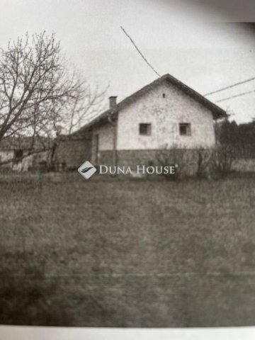Eladó családi ház, Orfűn, Fő utcában 21 M Ft, 1+1 szobás