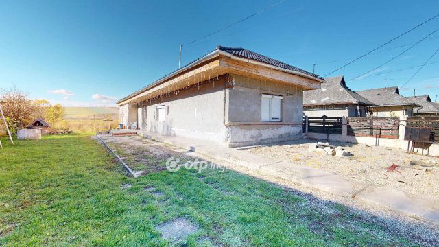 Eladó családi ház, Homrogdon 15 M Ft, 1+2 szobás