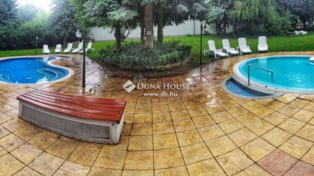 Eladó hotel, Gödön 1050 M Ft, 1 szobás / költözzbe.hu