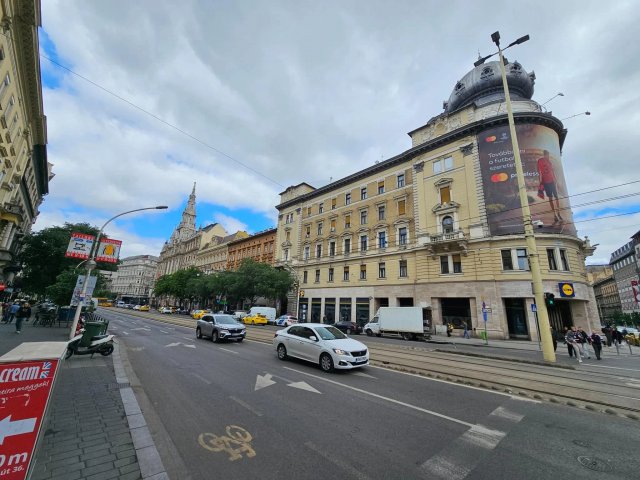 Eladó téglalakás, Budapesten, VII. kerületben 66.99 M Ft