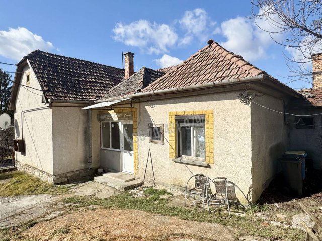 Eladó családi ház, Bélapátfalván 13.5 M Ft, 4 szobás