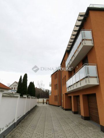 Kiadó téglalakás, albérlet, Kecskeméten 260 E Ft / hó