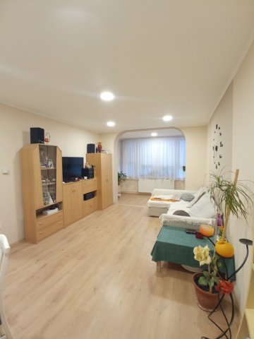 Eladó téglalakás, Budapesten, XXI. kerületben, Cirmos sétányon