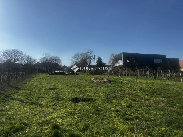 Eladó telek, Villányban 35 M Ft / költözzbe.hu