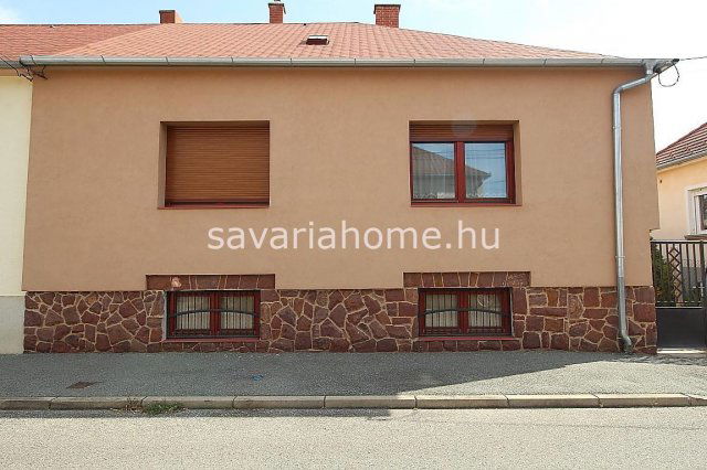 Eladó családi ház, Szombathelyen 80.99 M Ft