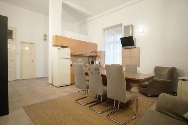 Eladó téglalakás, Budapesten, V. kerületben 124.9 M Ft, 3 szobás