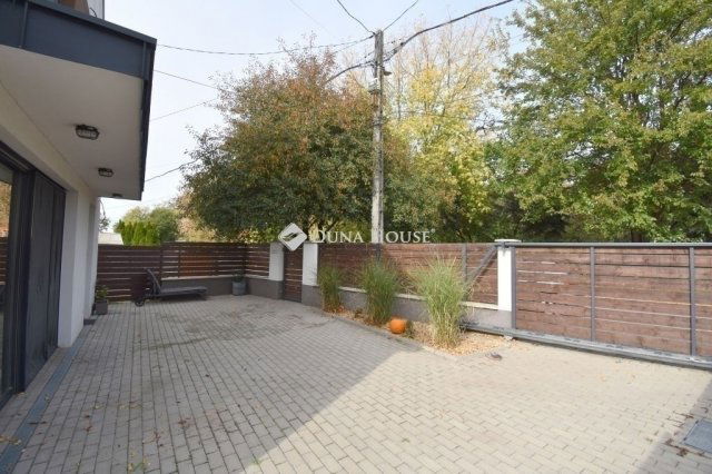 Eladó ikerház, Budapesten, XVI. kerületben 120 M Ft, 4 szobás