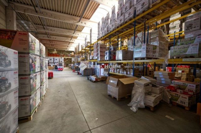 Eladó ipari ingatlan, Alsónémediben 838.2 M Ft