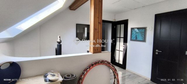 Eladó családi ház, Szentendrén 228 M Ft, 4 szobás